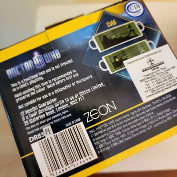 Dr Who Heat Sensitive Coffee Mug Color Changing Dalek Skeleton Doctor BBC NIP - Picture 3 of 12